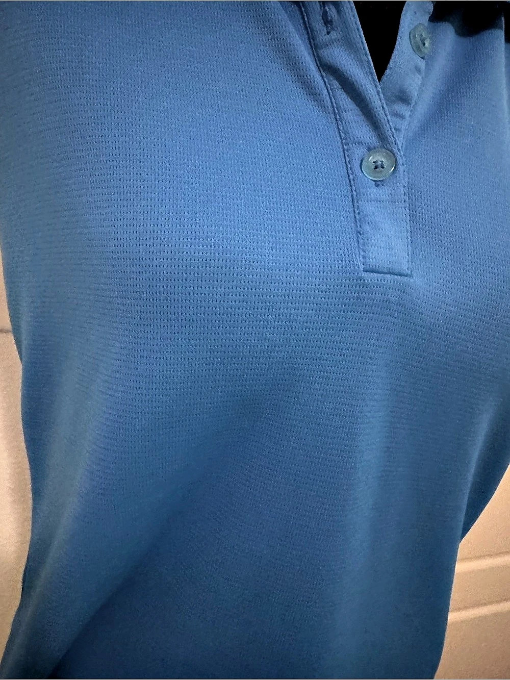 Columbia Women's Blue Polo Shirt Size Medium Like New - Picture 7 of 7